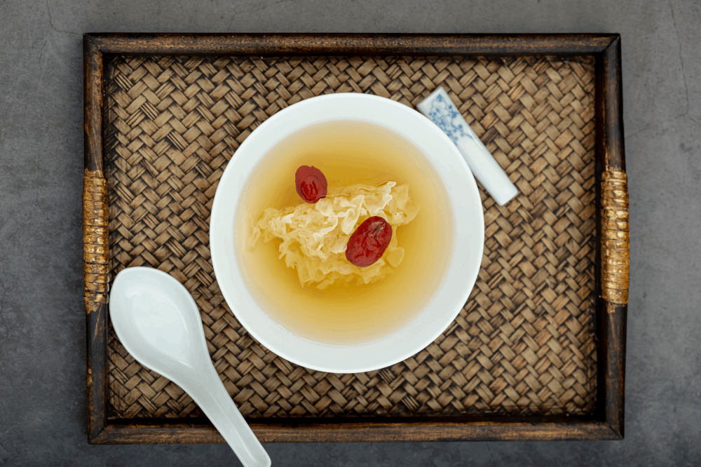 Bird&rsquo;s Nest Soup in Traditional Chinese Medicine